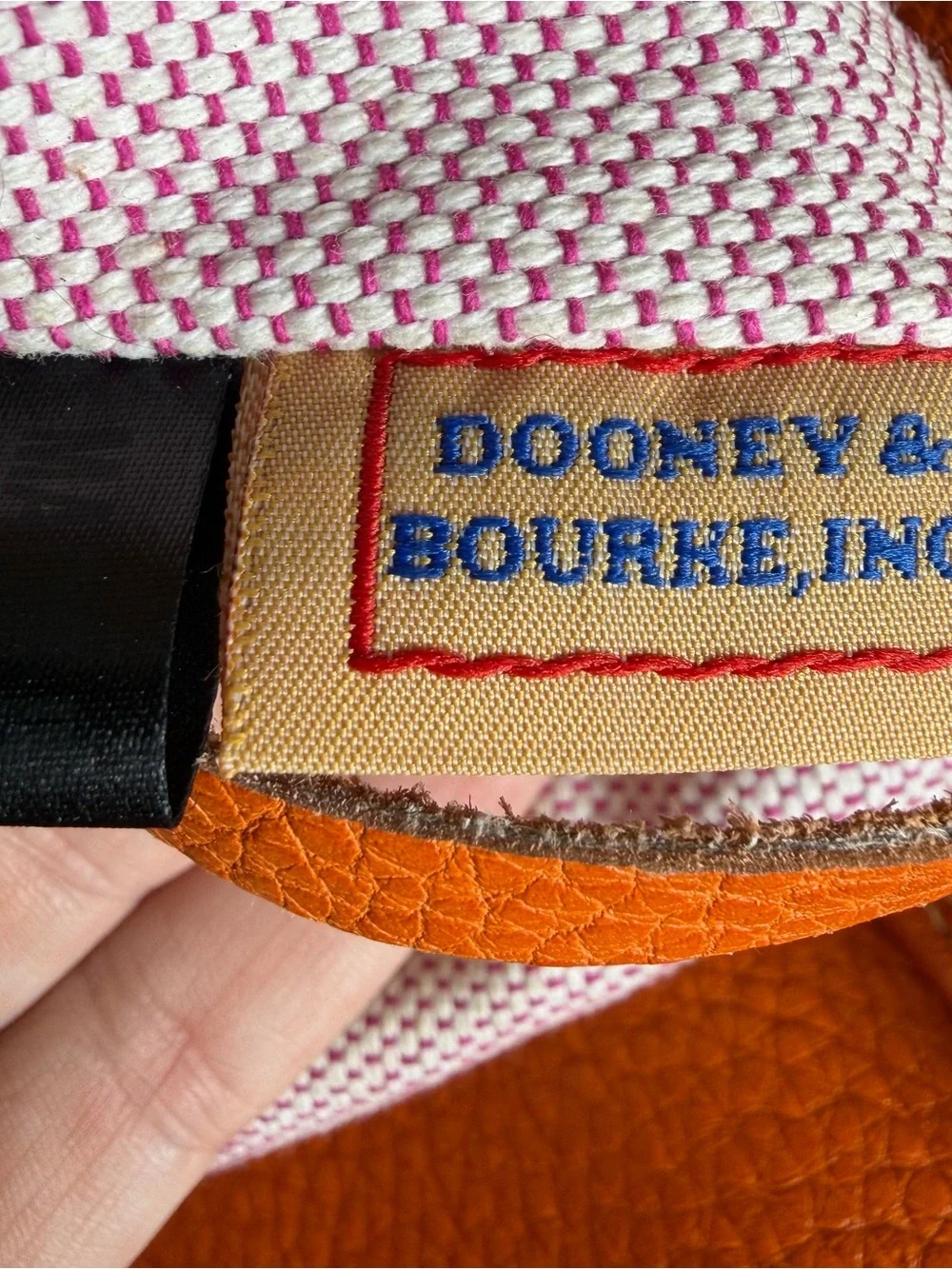 Dooney & Bourke Orange Pebbled Leather Bucket Hobo Shoulder Bag Y2K Pink Lining